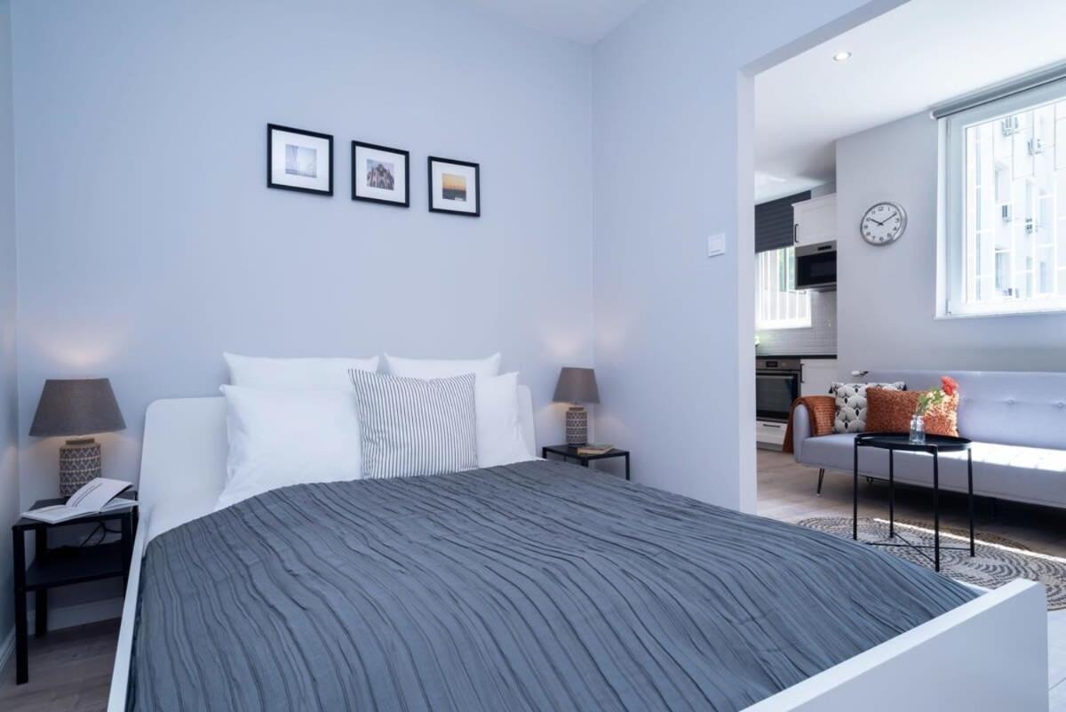 Super Central New Apartment With Air Conditioning Boedapest Buitenkant foto